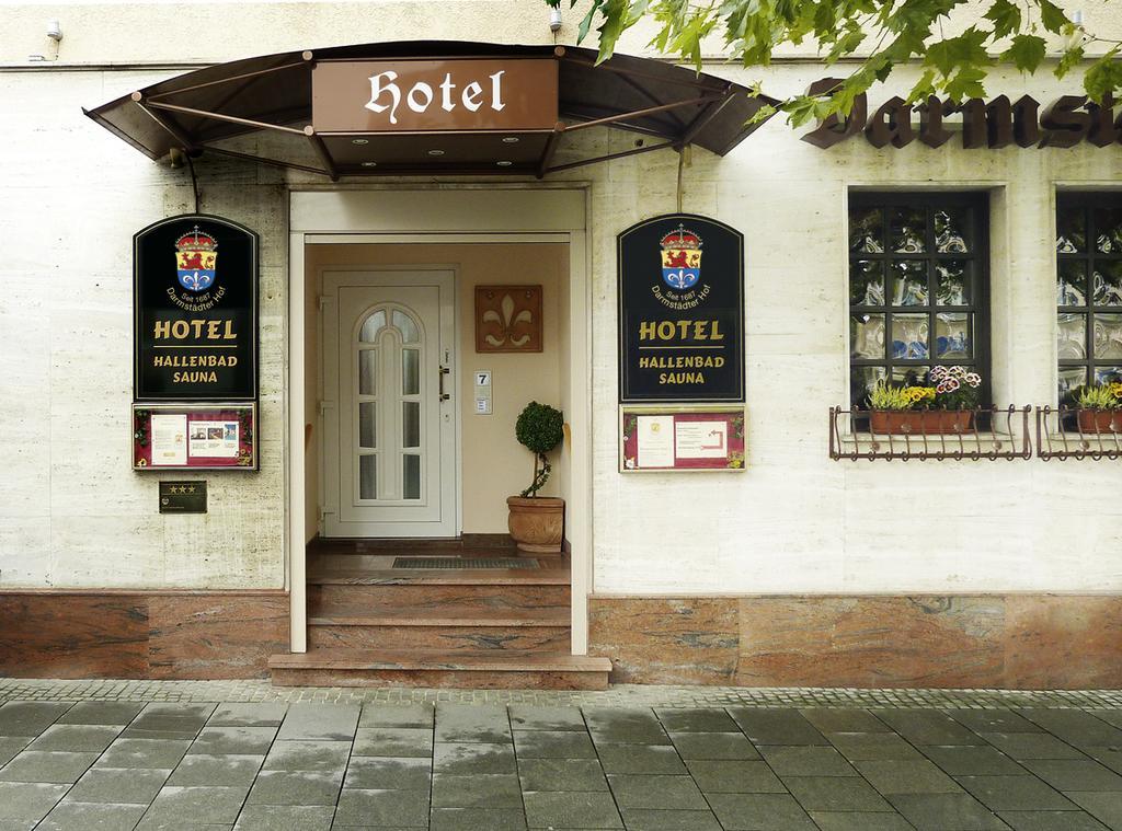 Hotel Am Schloss Darmstaedter Hof バート・ホンブルク エクステリア 写真