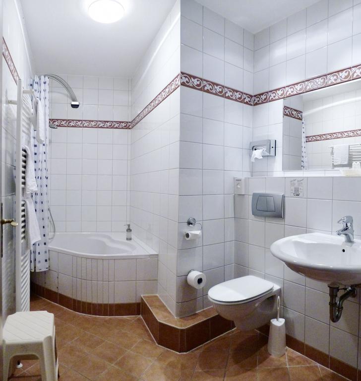 Hotel Am Schloss Darmstaedter Hof バート・ホンブルク 部屋 写真